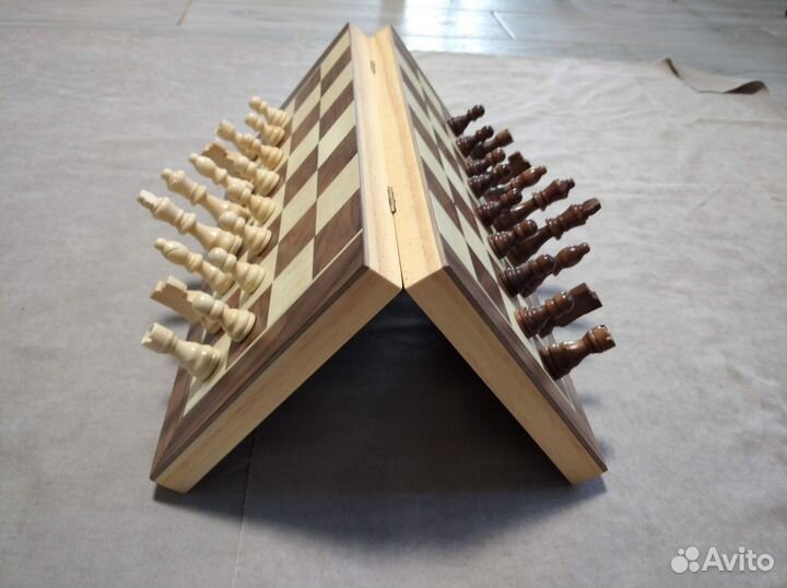 Шахматы деревянные, магнитные с доской 40 см