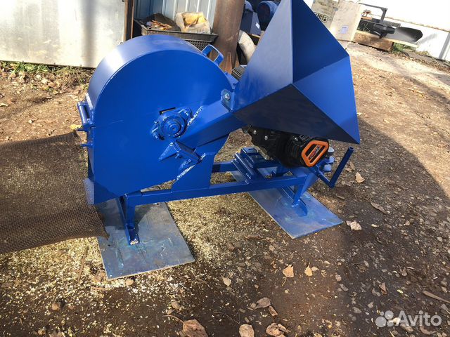 Измельчитель древесины, щепорез Сруб 300М 6,5лс