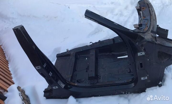 Порог Правый/Левый. BMW X5 2008г 3.0L 4WD