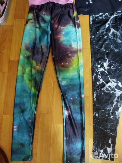 Лот спортивной одежды для фитнеса