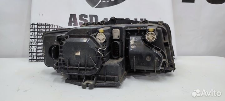 Фара левая Audi A4 B6
