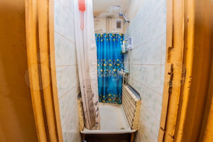 Комната 12 м² в 6-к., 4/5 эт.