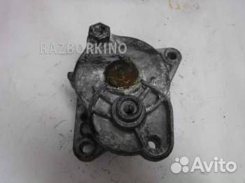 Натяжитель ремня Мерседес