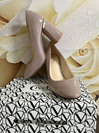 Туфли женские 37 размер Новые