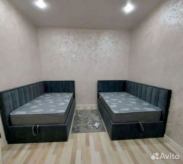 Кровать односпальная мягкая