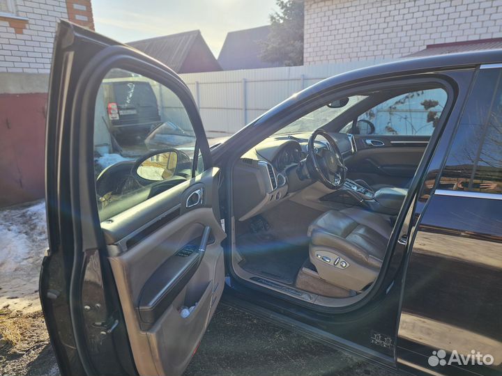 Porsche Cayenne 3.0 AT, 2014, 179 000 км