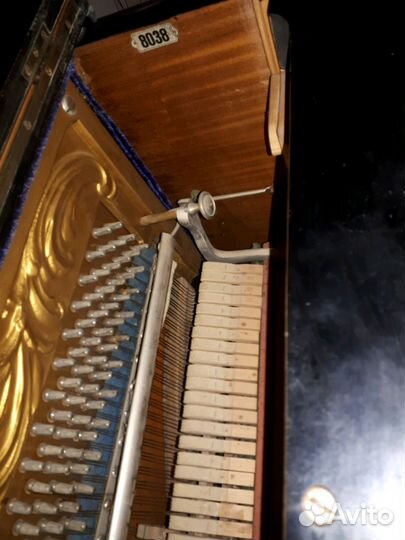 Пианино riese старинное, редкое