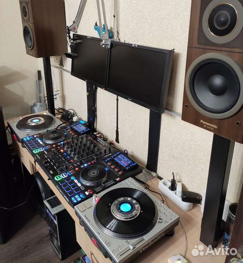 Dj контроллер Denon MCX8000