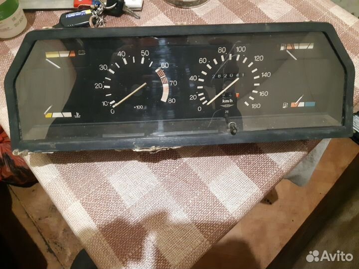 Приборная панель москвич 2141