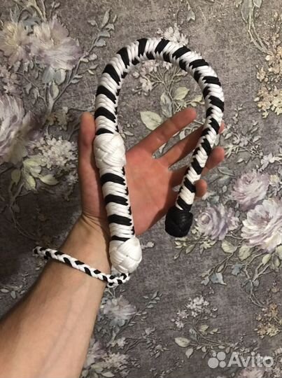 Нагайки волчатки из паракорда и шнура