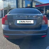 Volvo S40 2.0 AMT, 2010, 129 800 км, с пробегом, цена 940 000 руб.