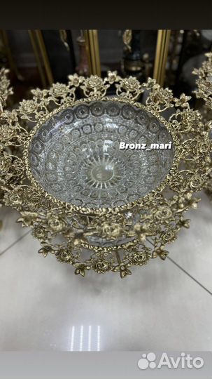 Статуэтка фарфор