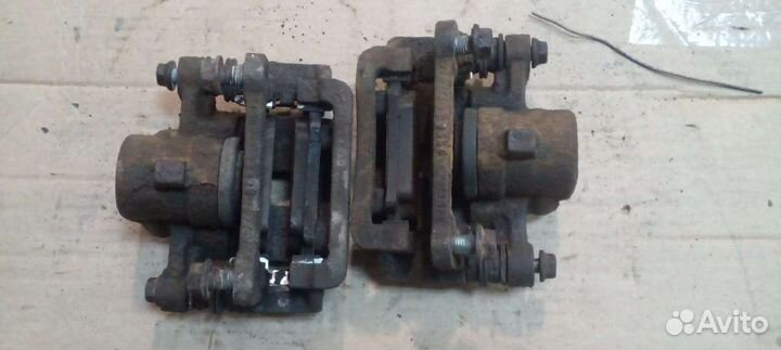 Toyota corolla 120 суппорта задние