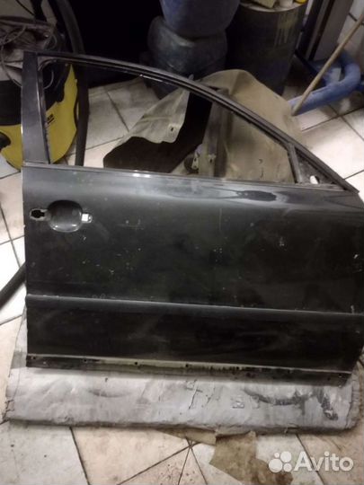 Правая дверь пассат б5