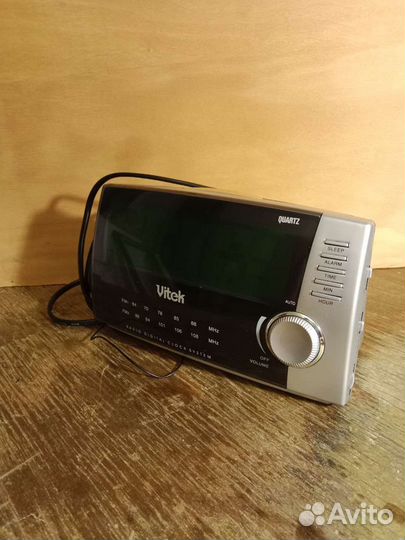 Радиочасы vitek vt 3505 GY