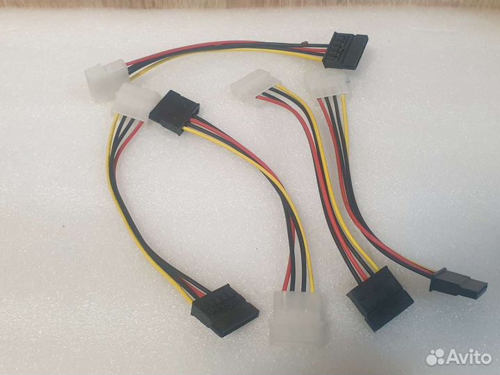 Переходник питания Molex - SATA