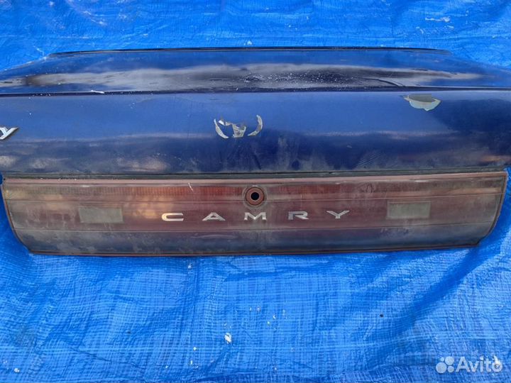 Крышка багажника toyota camry SV35