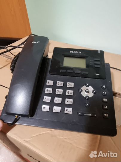 SIP телефон Yealink T40P
