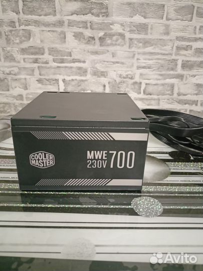 Блок питания cooler master 700w