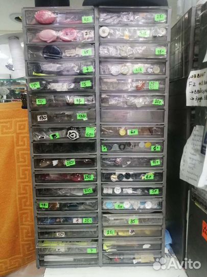 Стеллаж металл-пластик