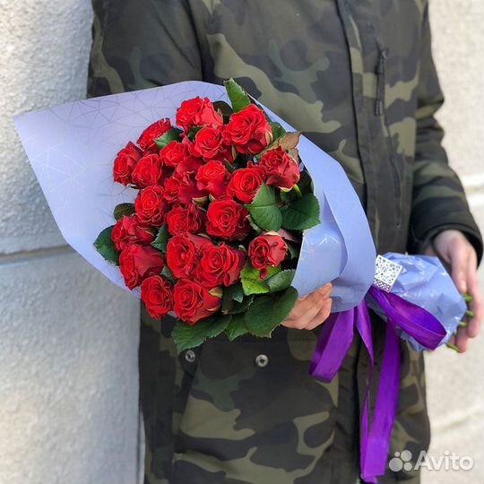 Роза красная