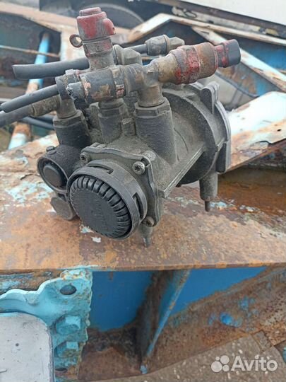 Кран управления тормозами прицепа ивеко стралис