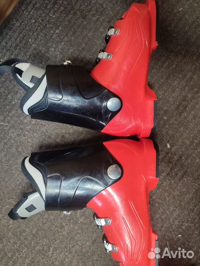 Горнолыжные ботинки Atomic