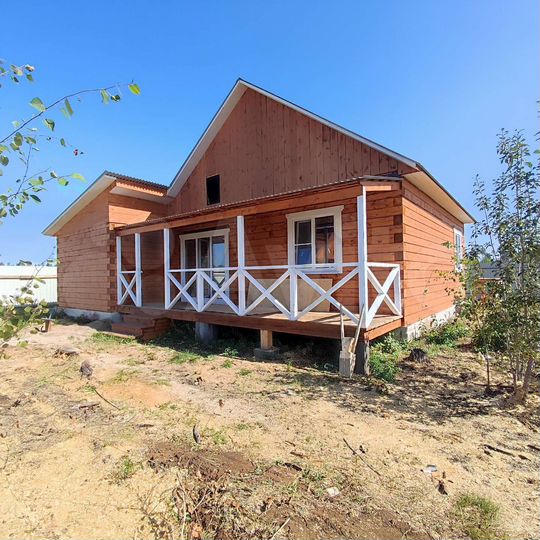 Дом 100 м² на участке 8 сот.