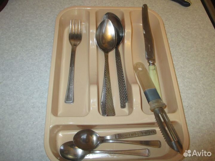 Столовые приборы