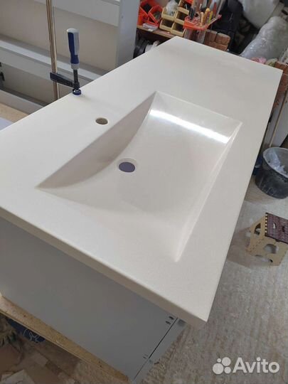 Тумба с умывальников в ванную комнату