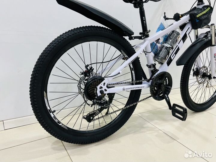 Велосипед GT 24R (белый)