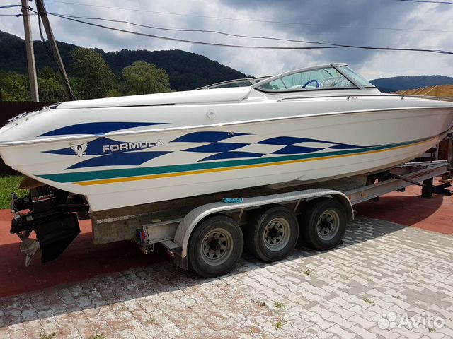 Катер Formula 312 два двигат.7.4 MPI 60 моточас