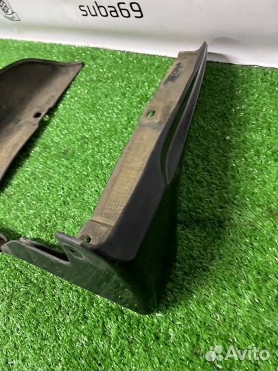 Клык бампера задний Subaru Legacy BL5 EJ20X 2007