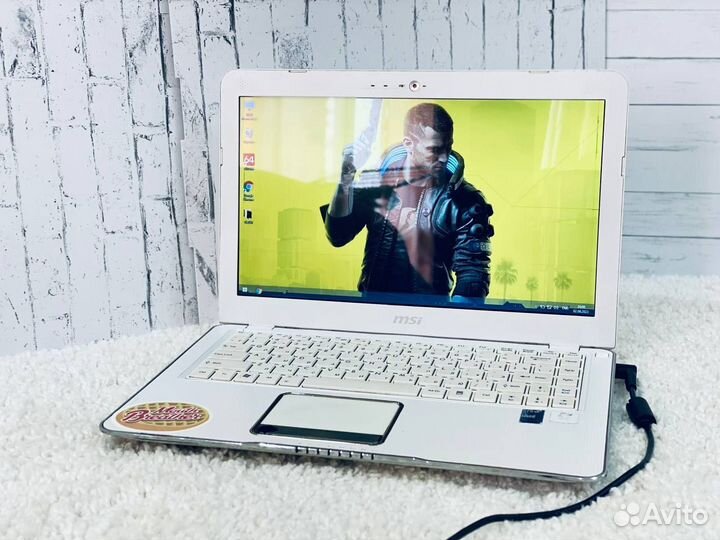 Отличные простые ноутбуки для работы