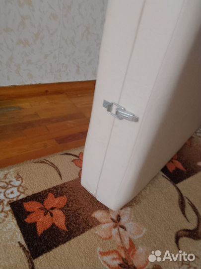 Массажный стол складной с вырезом