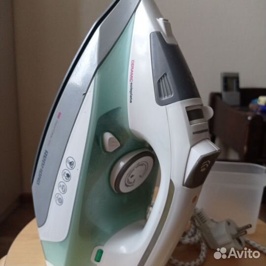 Утюг Redmond StreamGlade PRO 2200Вт