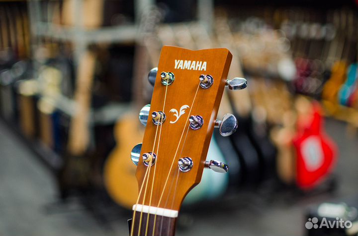 Yamaha F370 акустическая гитара