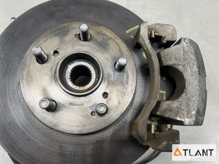 Ступица передняя правая toyota prius