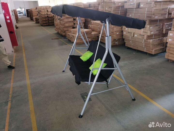 Садовые качели новые