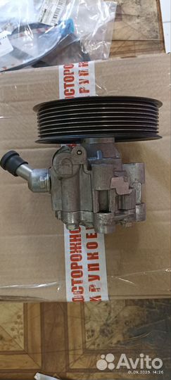 Насос гур Toyota Land Cruiser Lexus