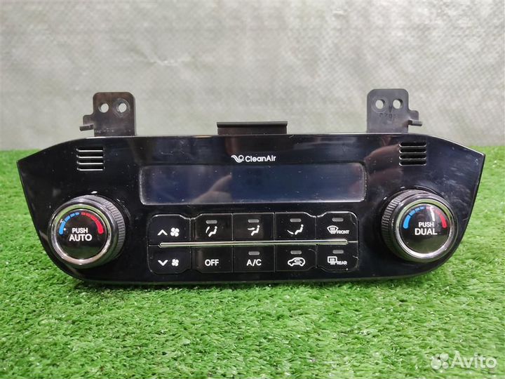 Панель управления отопителя KIA Sportage 3 (SL) 2