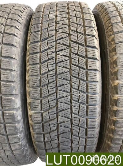 Bridgestone Blizzak DM-V1 225/65 R17 98Y