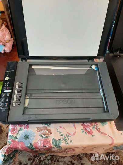 Принтер сканер копир цветной струйный