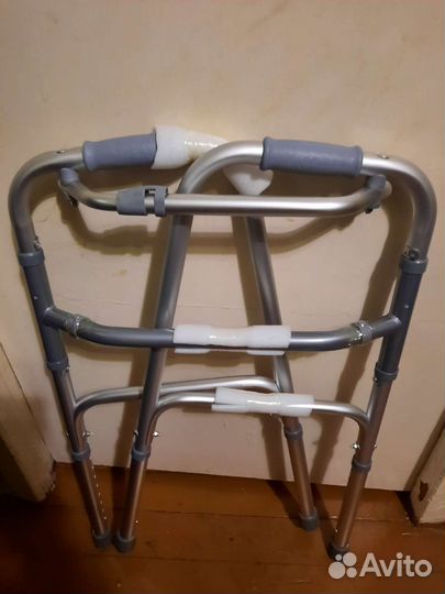 Ходунки для взрослых