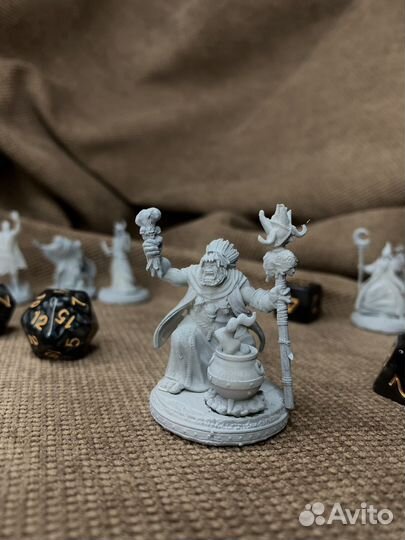 DnD миниатюры (маги)