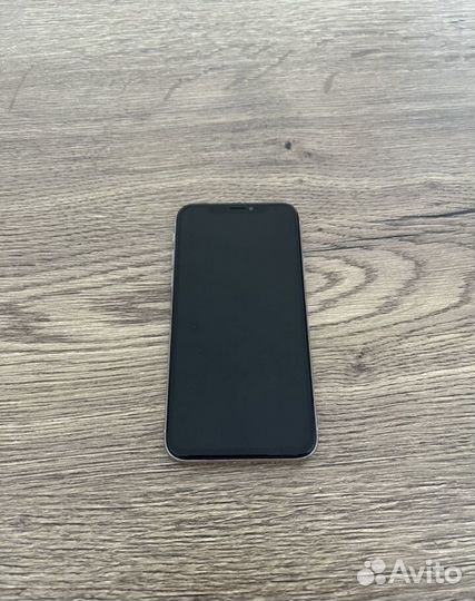 iPhone X, 64 ГБ