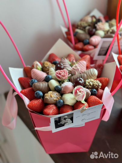 Букет из клубники в шоколаде