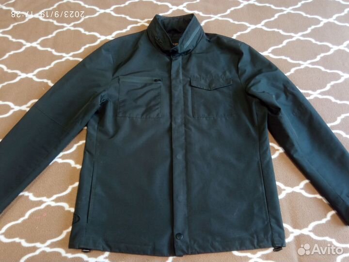 Стильная ветровка на осень-весну