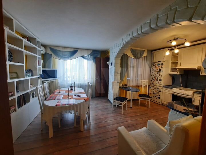 5-к. квартира, 94,2 м², 4/9 эт.