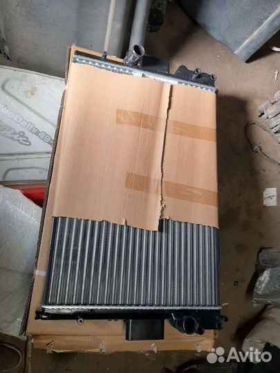Ивеко дейли радиатор 3.0л.с 2006-2011г